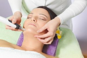Microneedling vs. Lasers